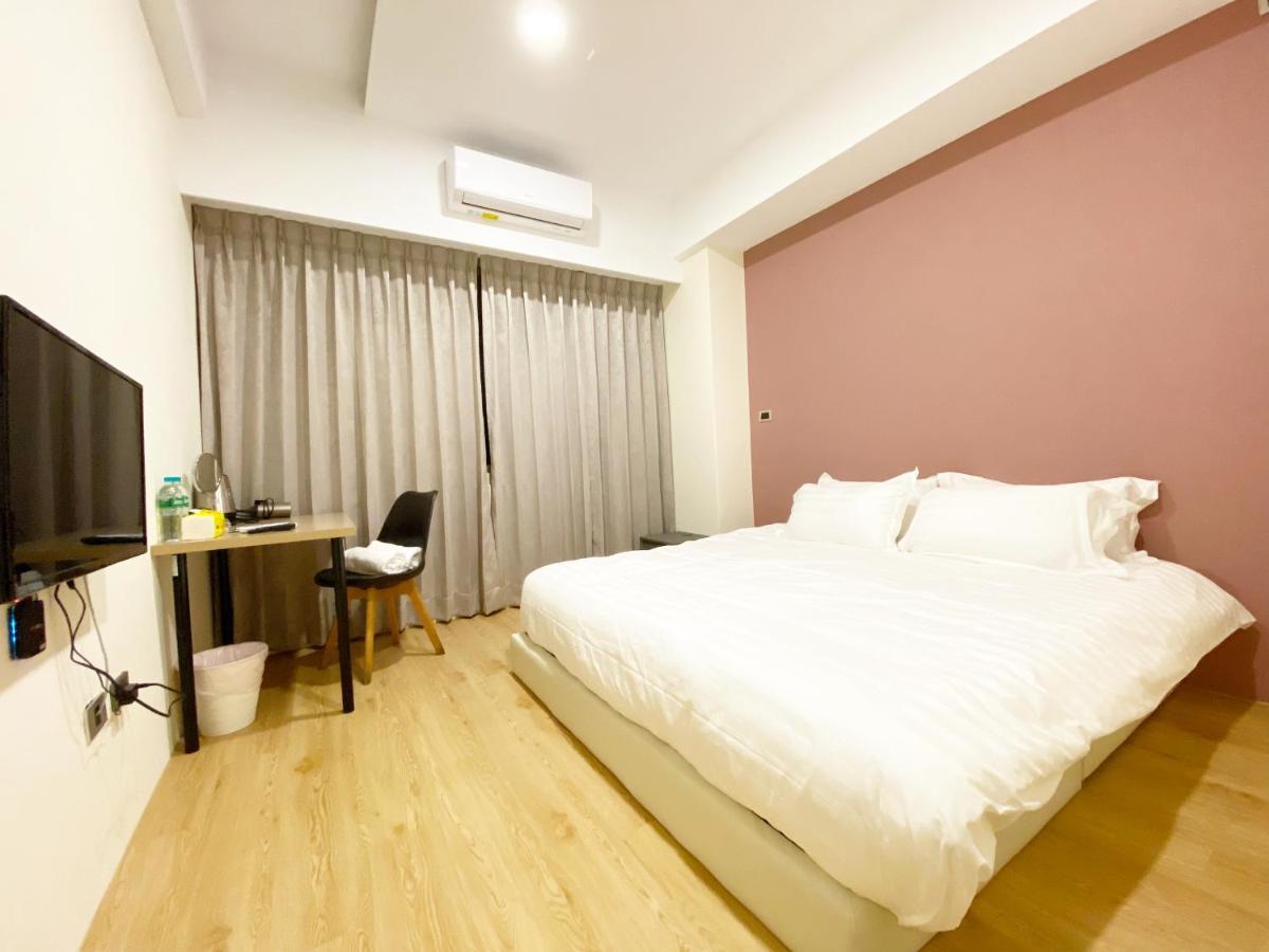 台中21旅宿-自助入住 Taichung Exterior foto